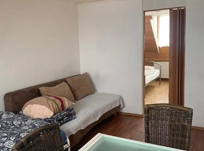 Daire Dachgeschoss Hof Krefeld