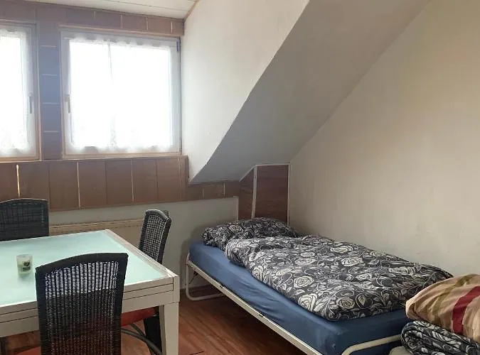 Dachgeschoss Hof Daire Krefeld