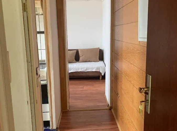 Dachgeschoss Hof Daire Krefeld