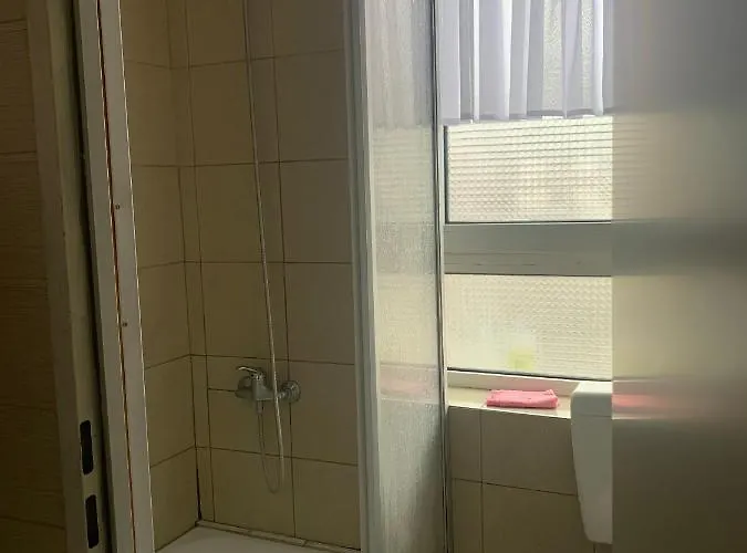 Dachgeschoss Hof Daire